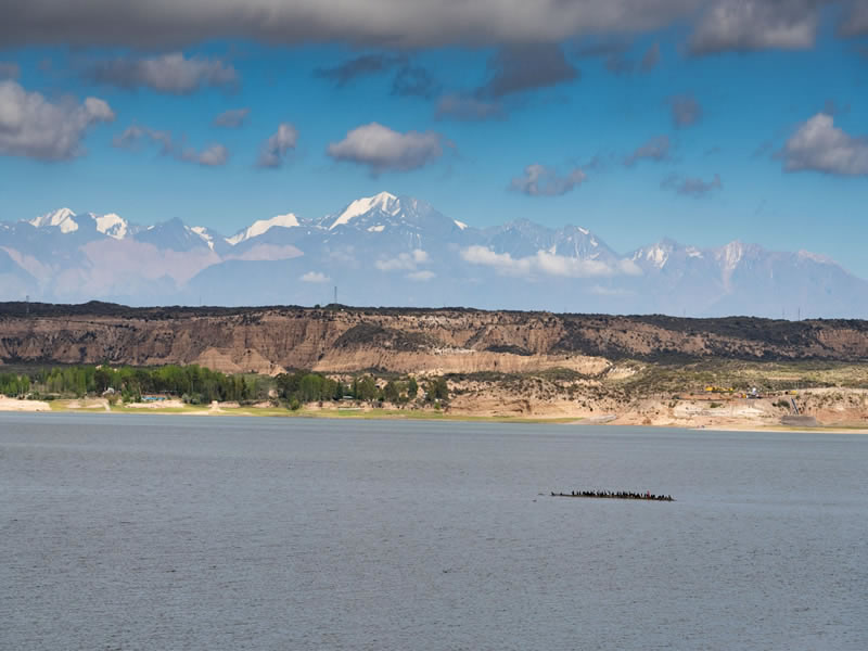 Dique El Carrizal, Rivadavia. Mendoza, Argentina.