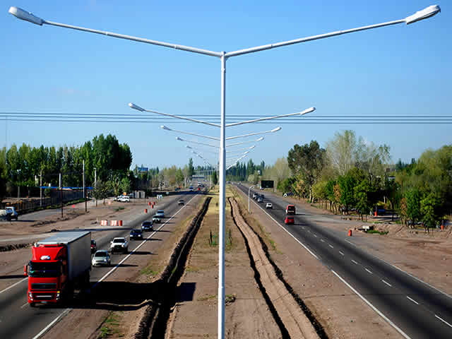Foto: Dirección Provincial de Vialidad Rodriguez Peña y Acceso Este Coquimbito Maipu Mendoza Argentina